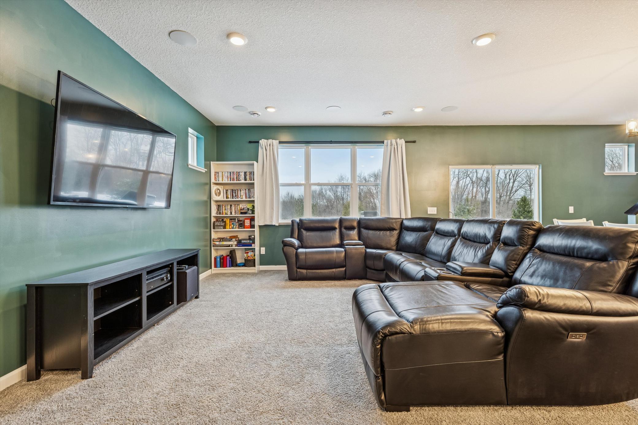 19343 Crystal Terrace