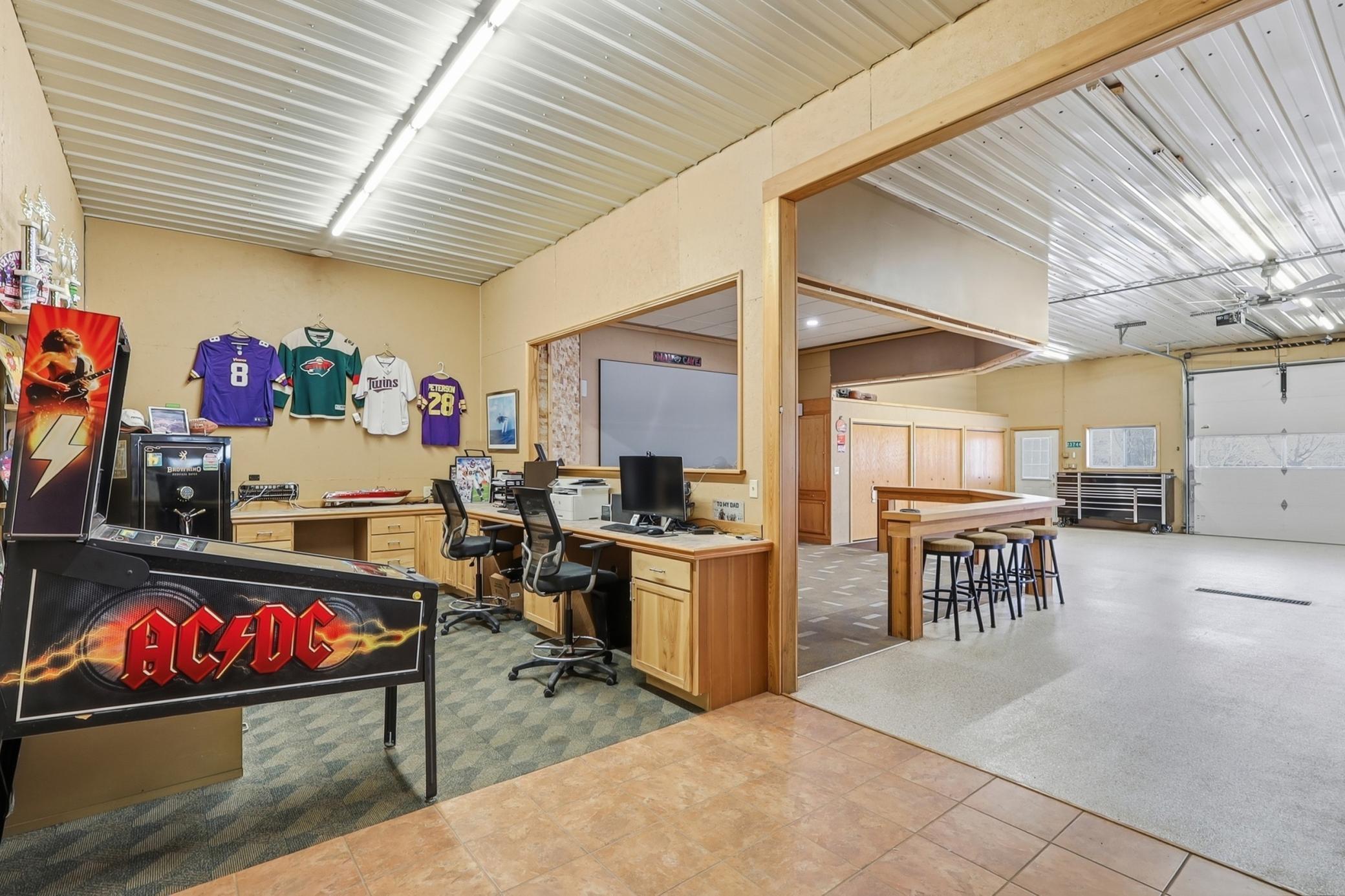 23744 Fairgreen Avenue