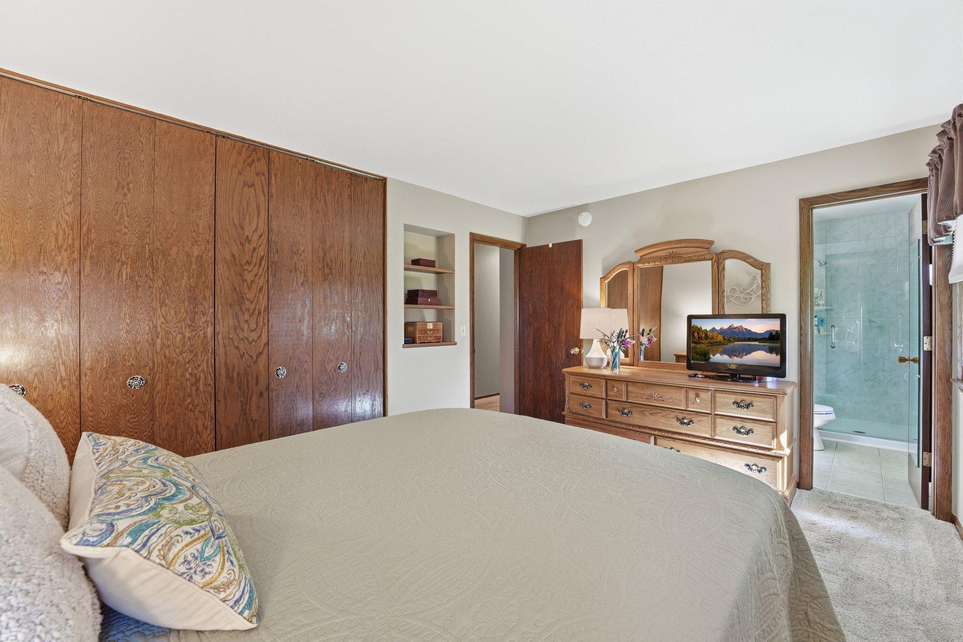 970 Redwood Drive