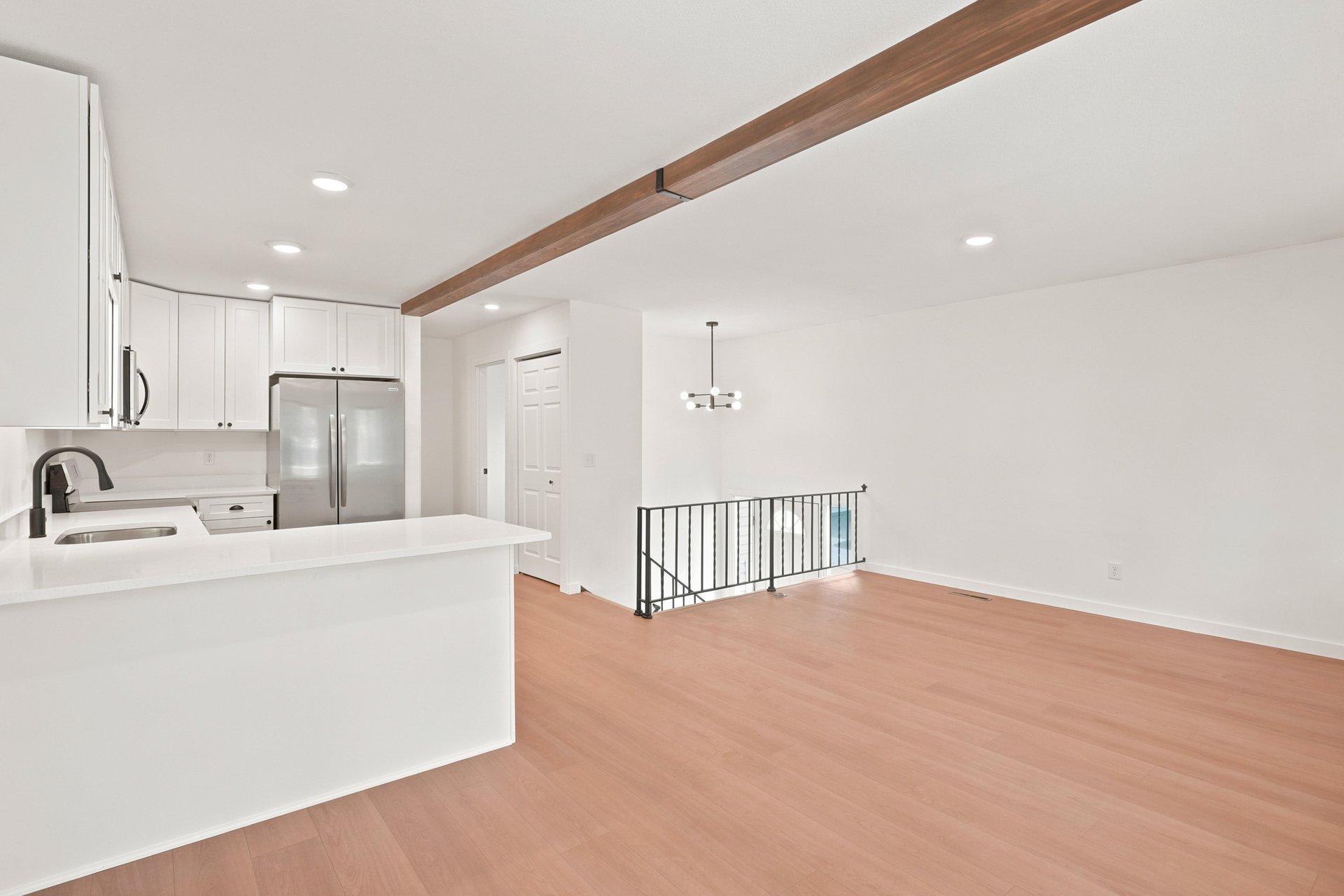 1273 Timbershore Lane
