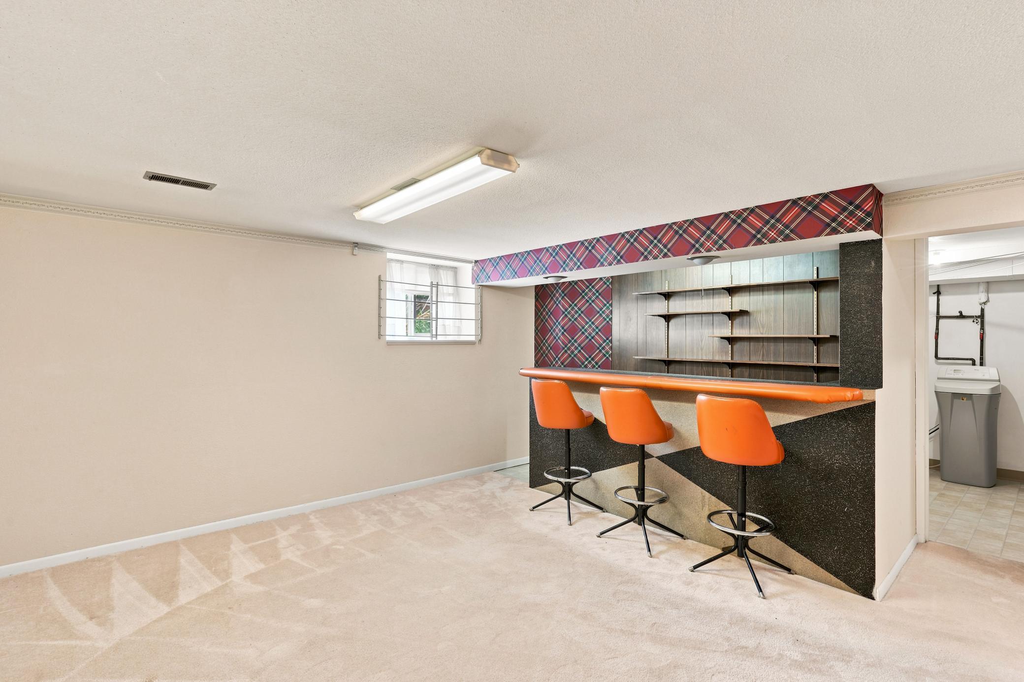 4275 Pilot Knob Road