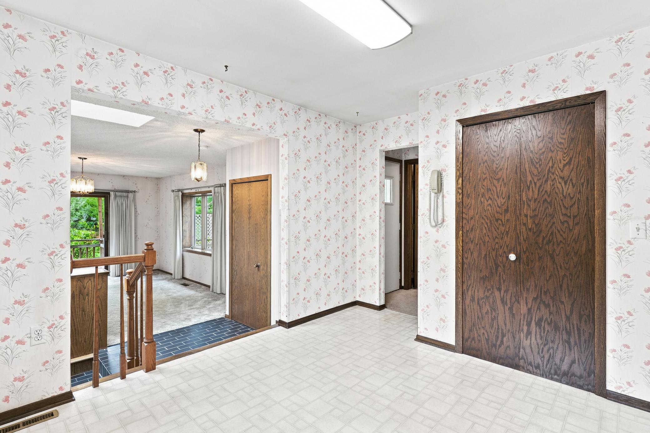 4275 Pilot Knob Road