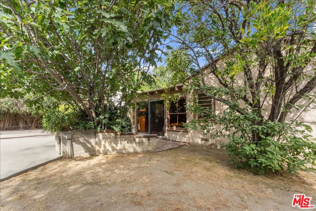 5509 Cantaloupe Avenue