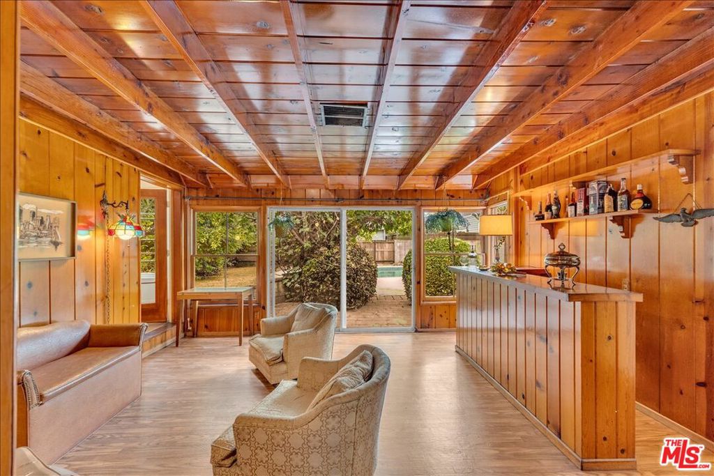 5509 Cantaloupe Avenue