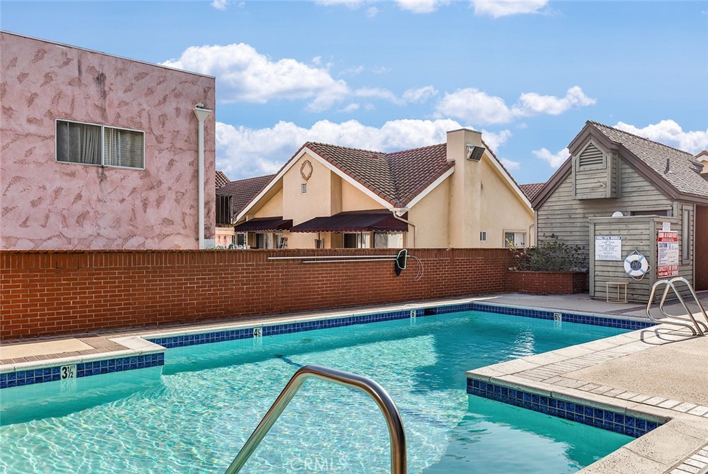 1313 Valley View Road 109