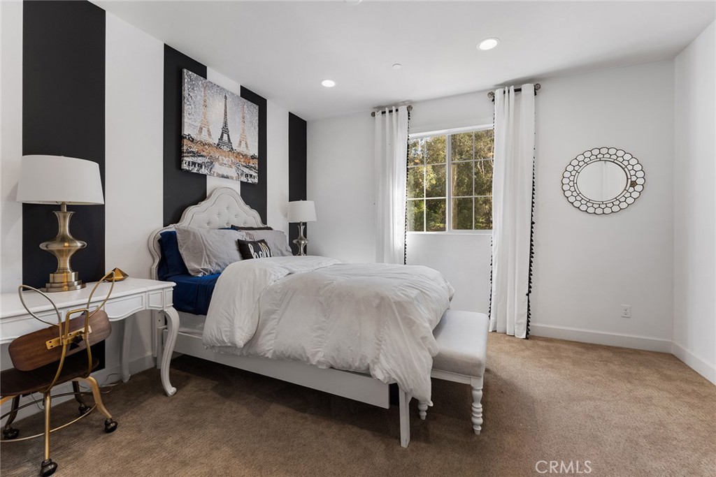 8314 Mariposa Court
