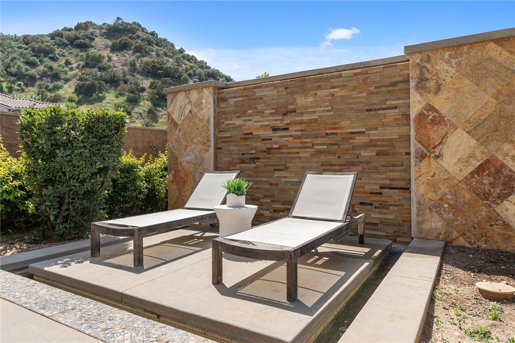 8314 Mariposa Court