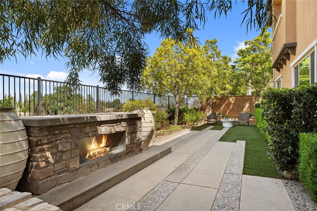 8314 Mariposa Court