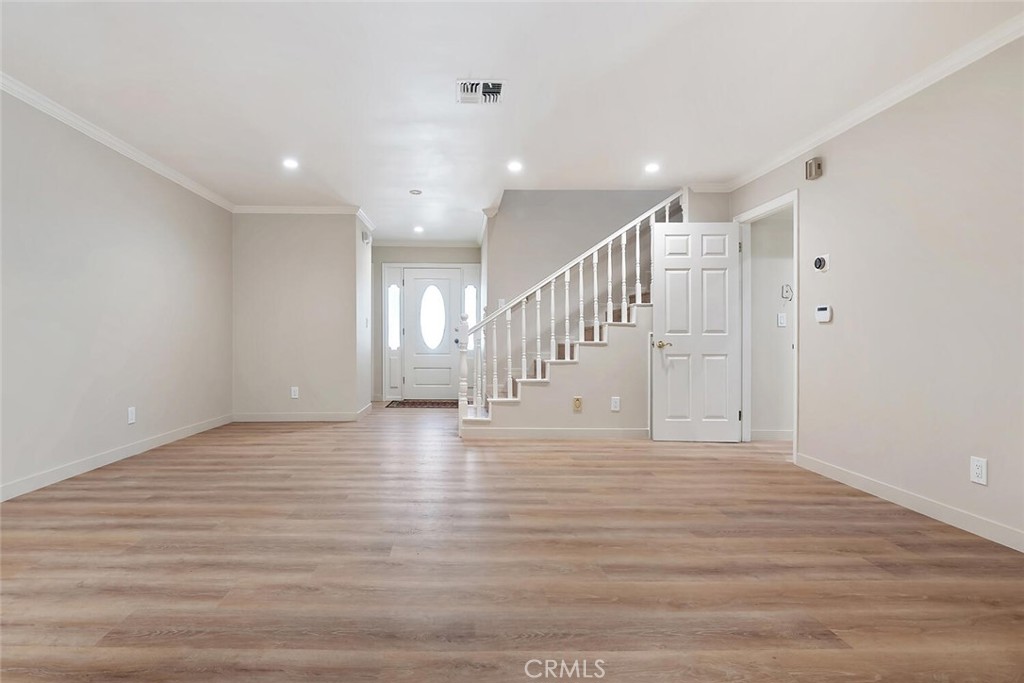 18850 Hatteras Street 5