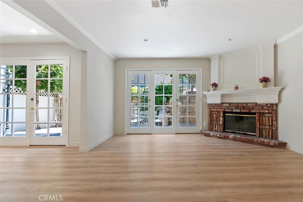 18850 Hatteras Street 5