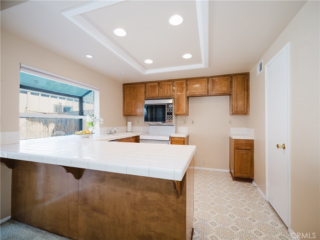 9757 Reseda Boulevard 71