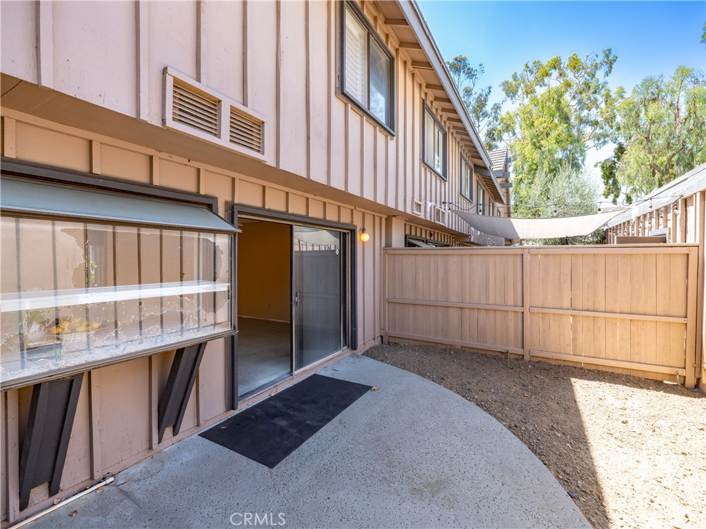 9757 Reseda Boulevard 71