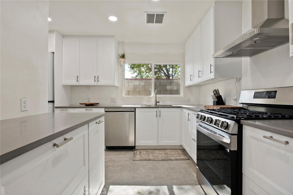 1414 W Jackman Street