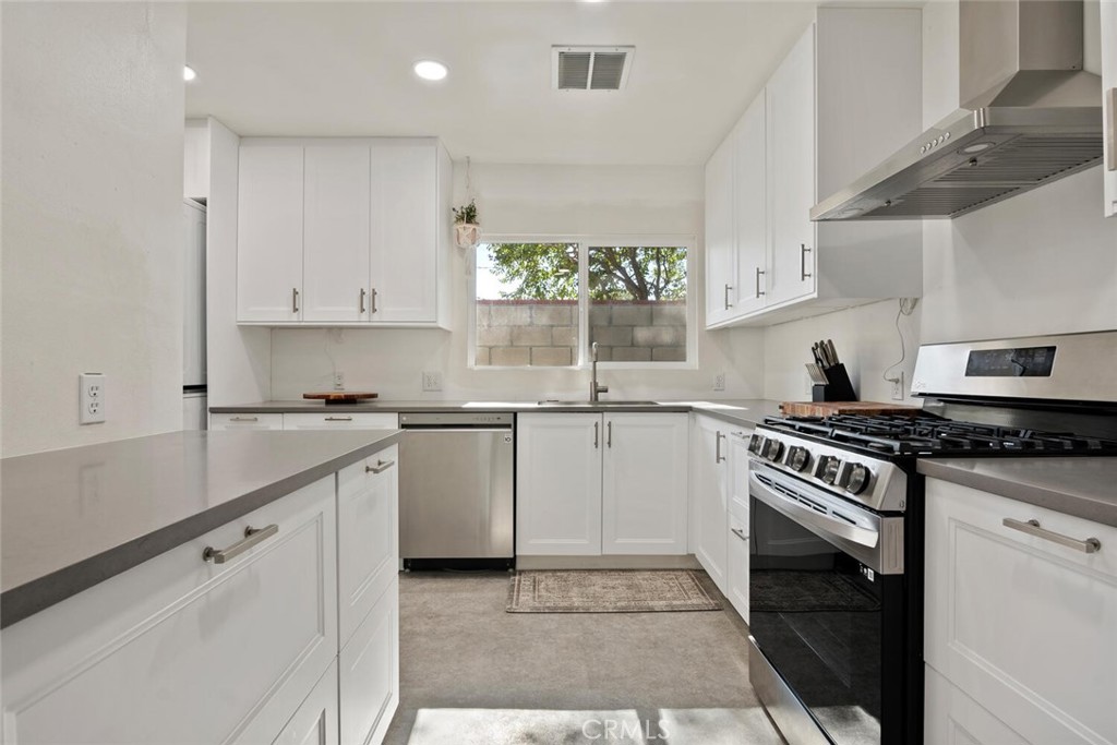 1414 W Jackman Street