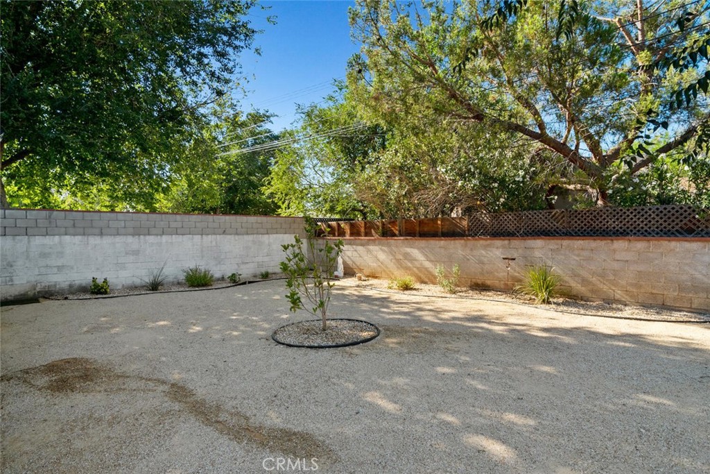 1414 W Jackman Street