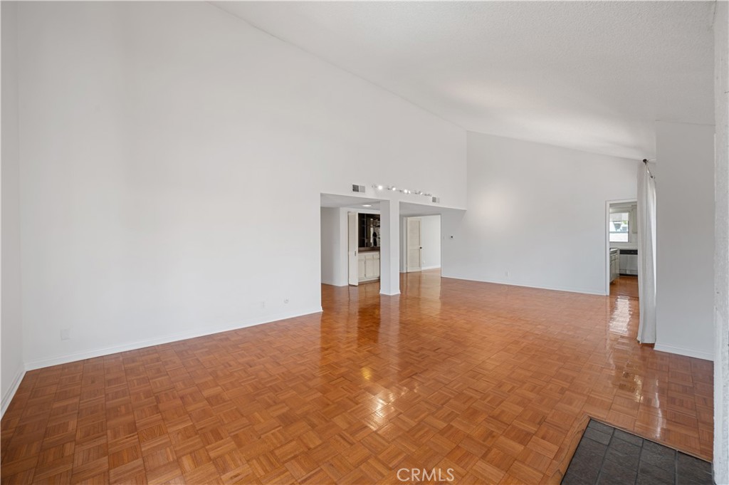 1325 Valley View Road 308