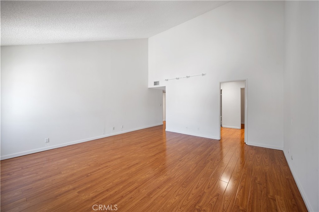 1325 Valley View Road 308