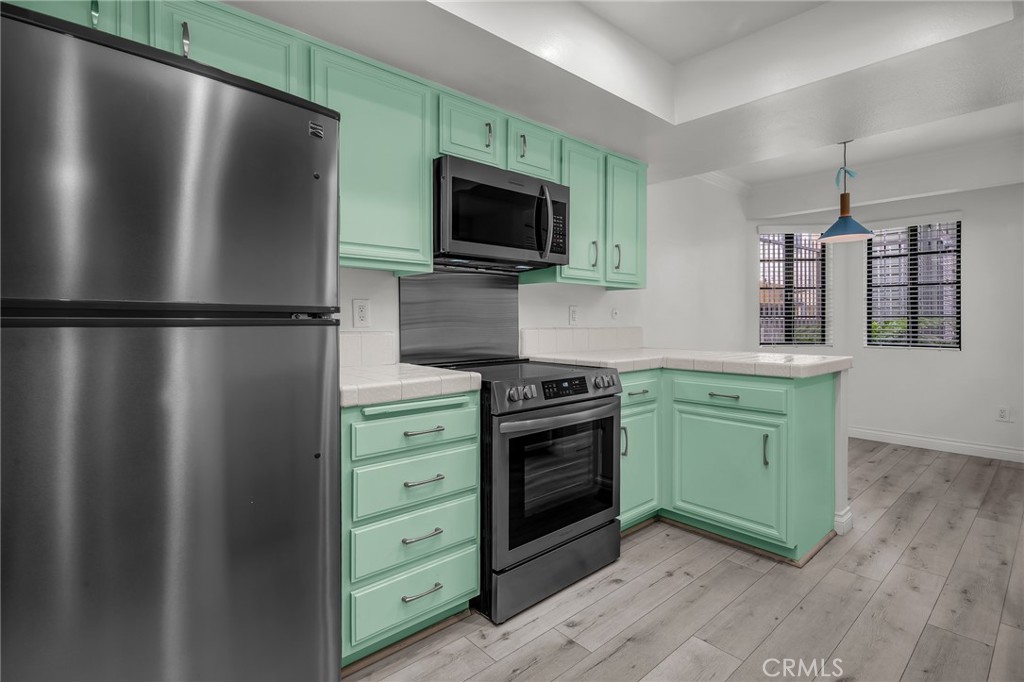 1313 Valley View Road 109