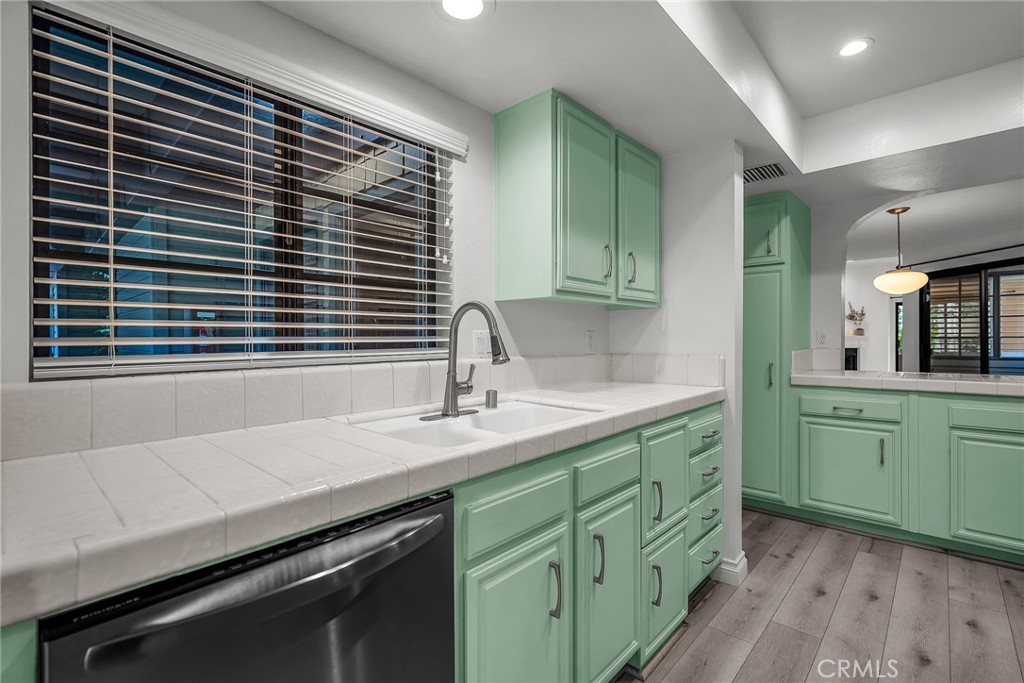 1313 Valley View Road 109