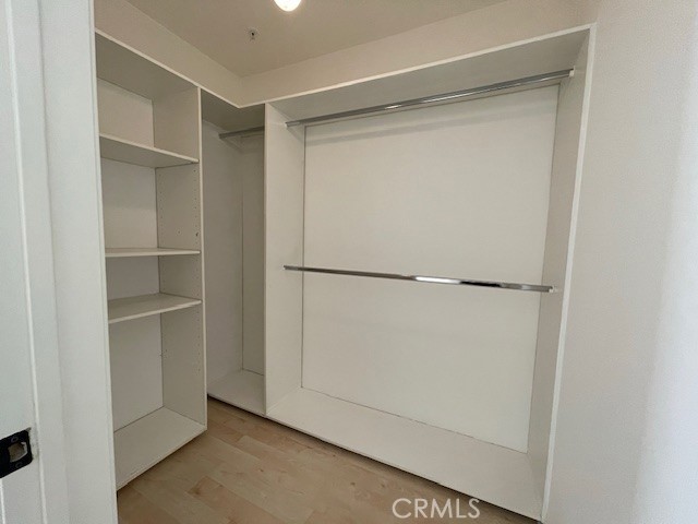 4426 Ventura Canyon 204