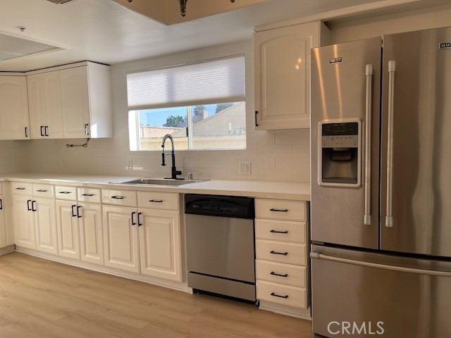 4426 Ventura Canyon 204