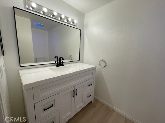 4426 Ventura Canyon 204