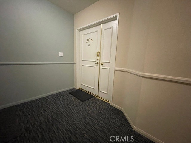 4426 Ventura Canyon 204