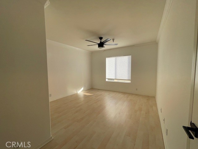 4426 Ventura Canyon 204