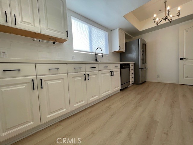 4426 Ventura Canyon 204