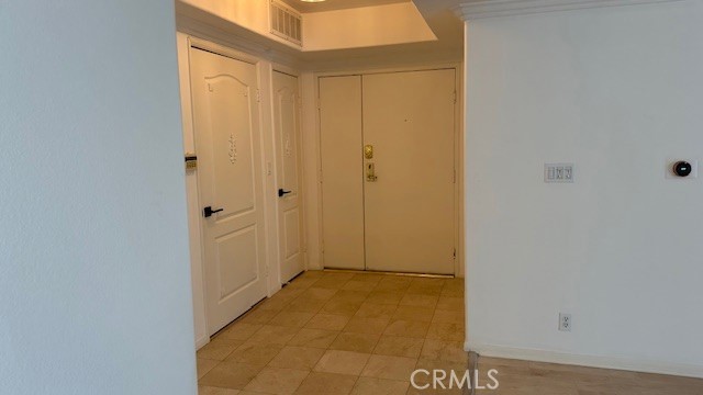 4426 Ventura Canyon 204