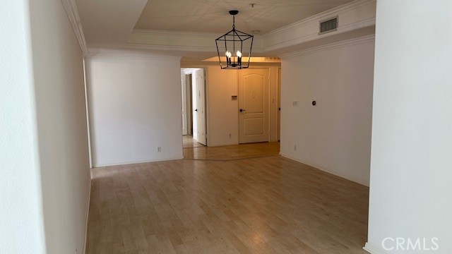 4426 Ventura Canyon 204