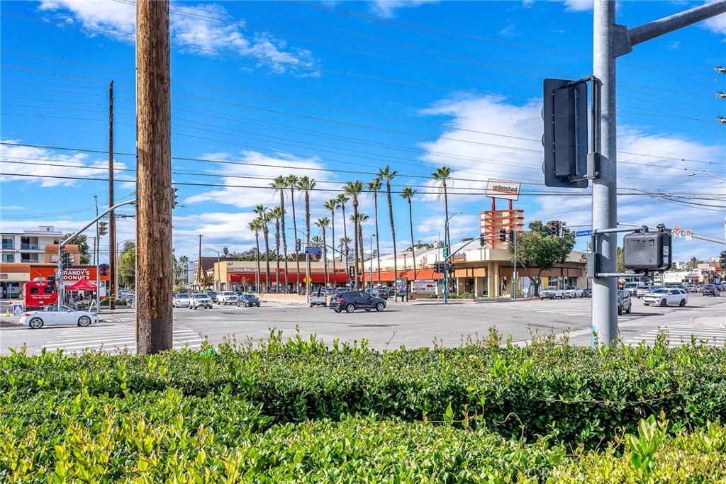 10935 Camarillo