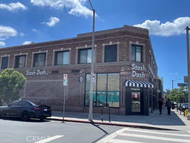 3214 Glendale