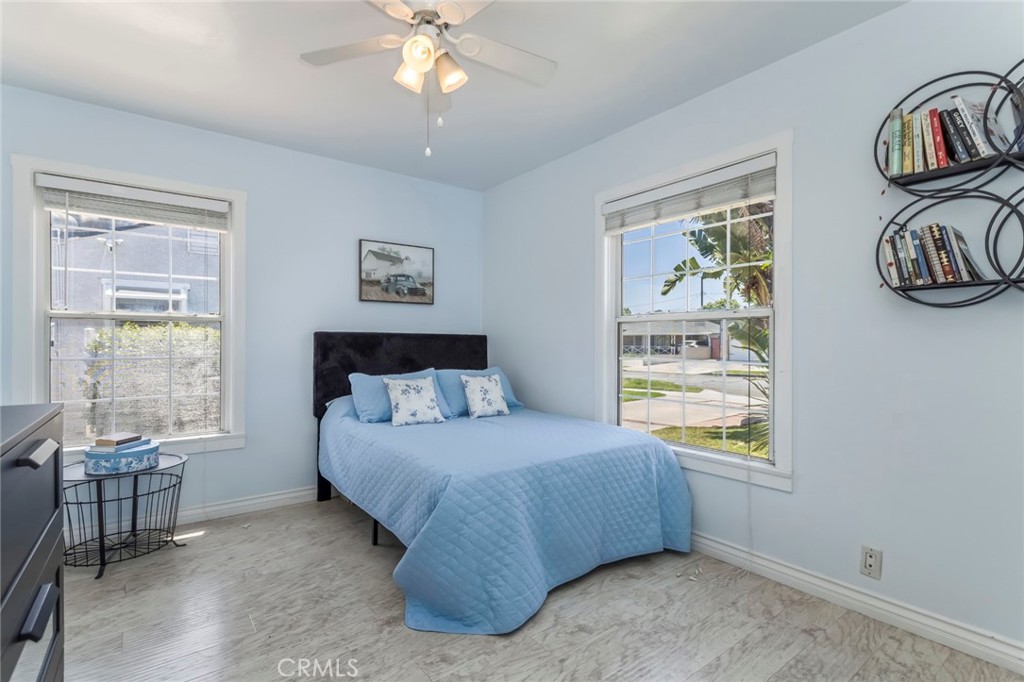 1306 N Keystone