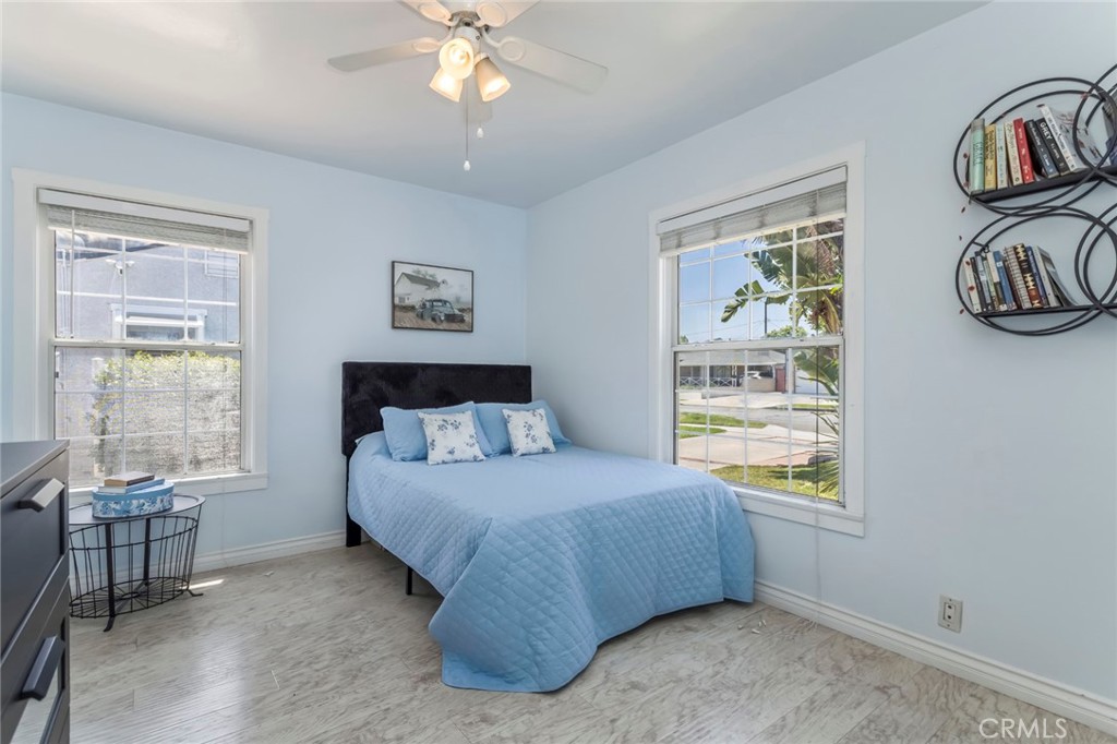1306 N Keystone