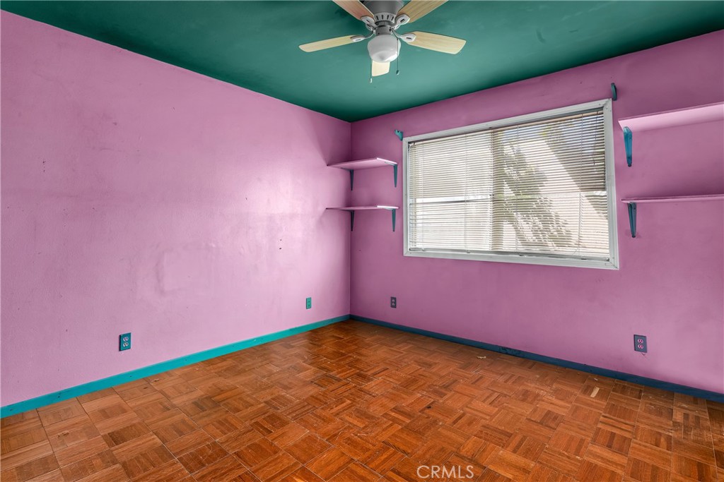 2326 Loy Lane
