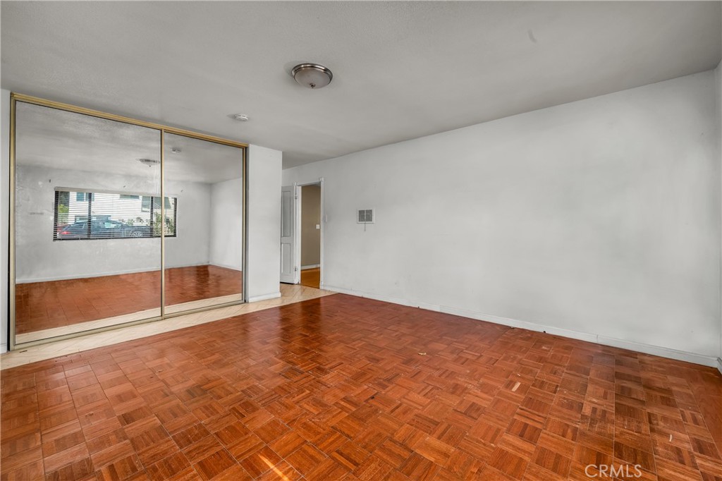 2326 Loy Lane