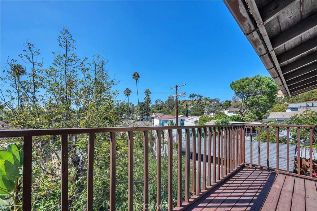 2326 Loy Lane