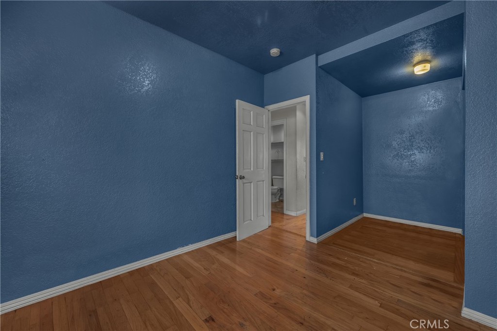 2326 Loy Lane