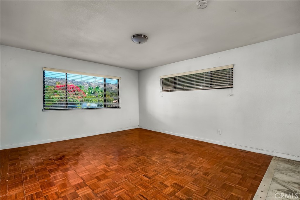 2326 Loy Lane