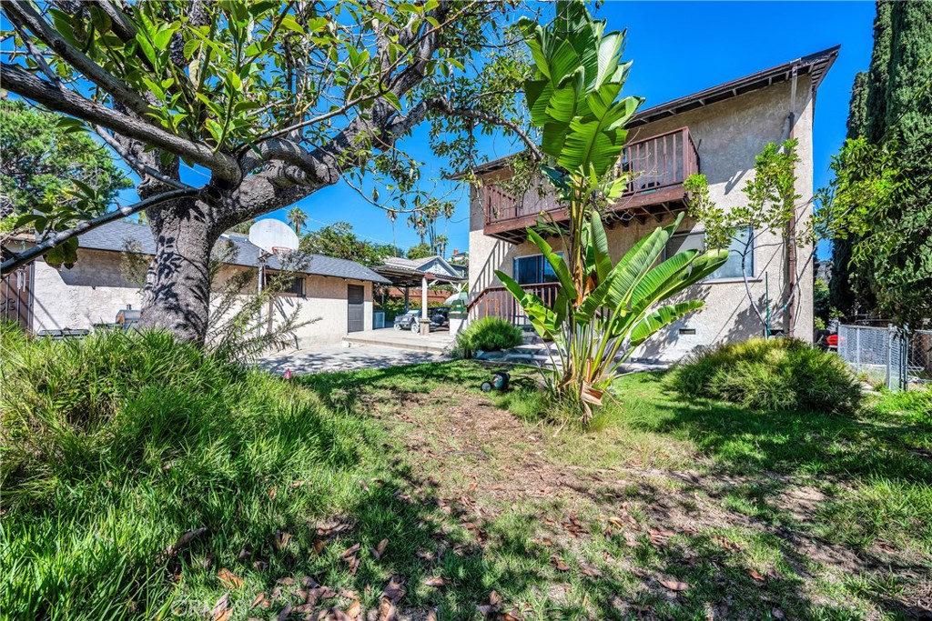 2326 Loy Lane
