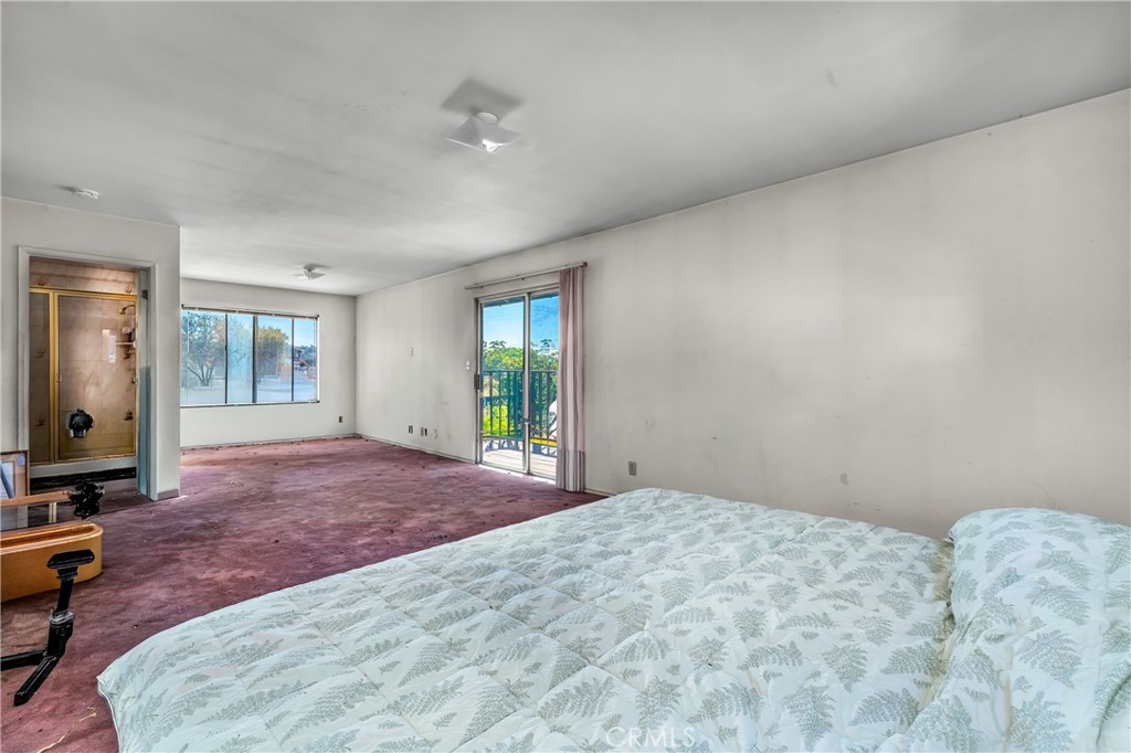 2326 Loy Lane