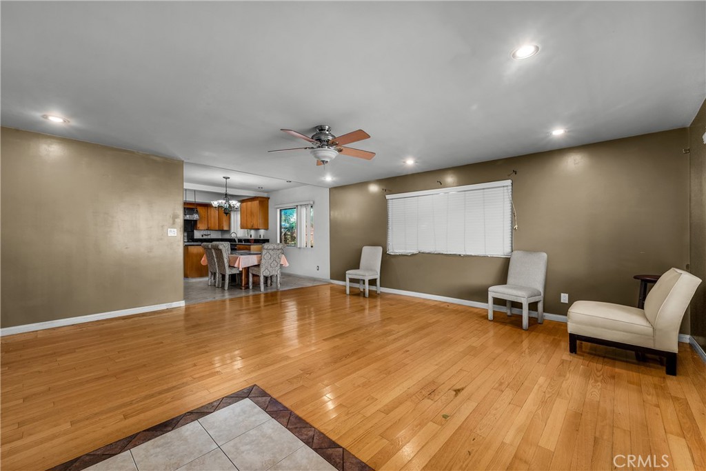 2326 Loy Lane