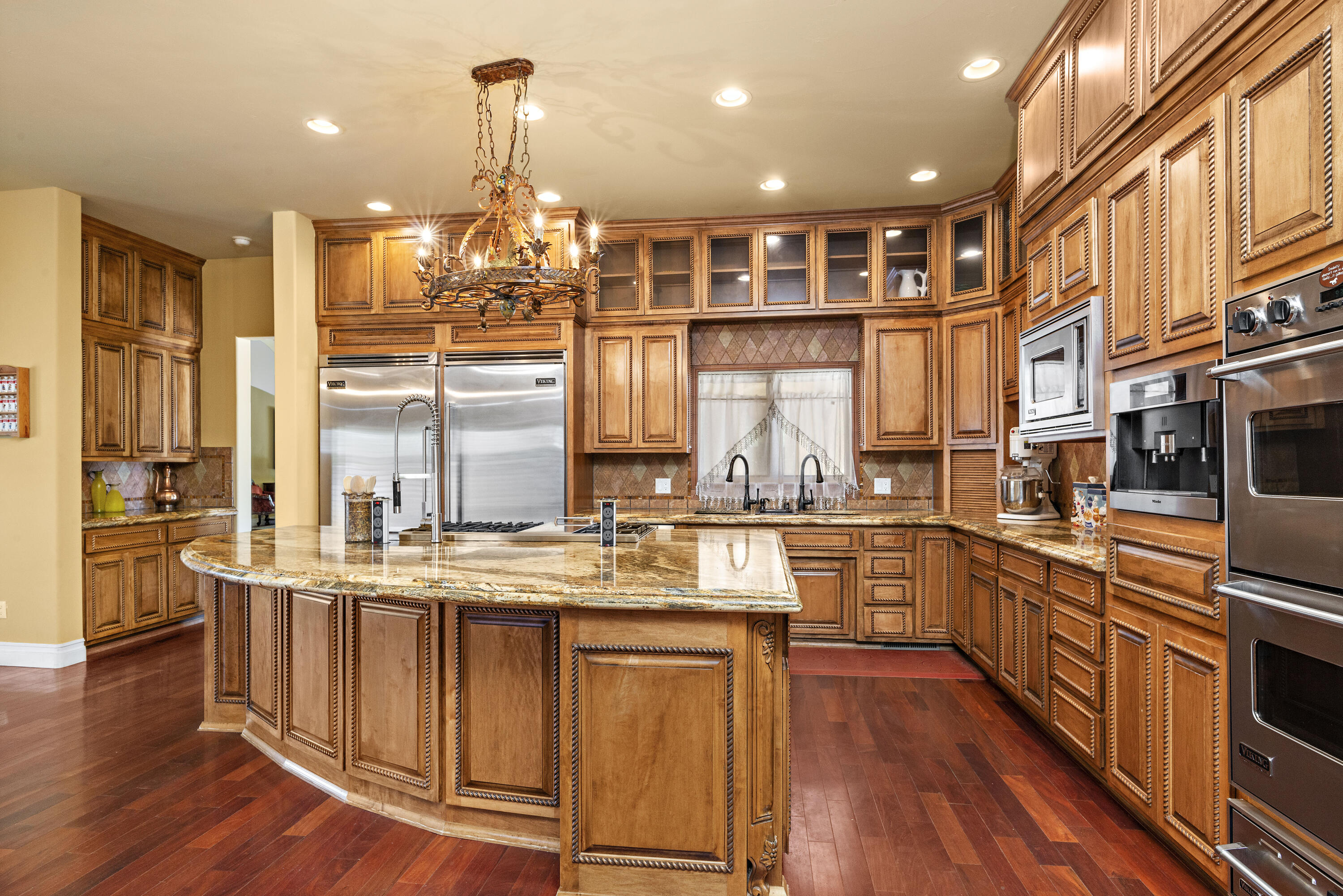 800 Salida Sandia SW