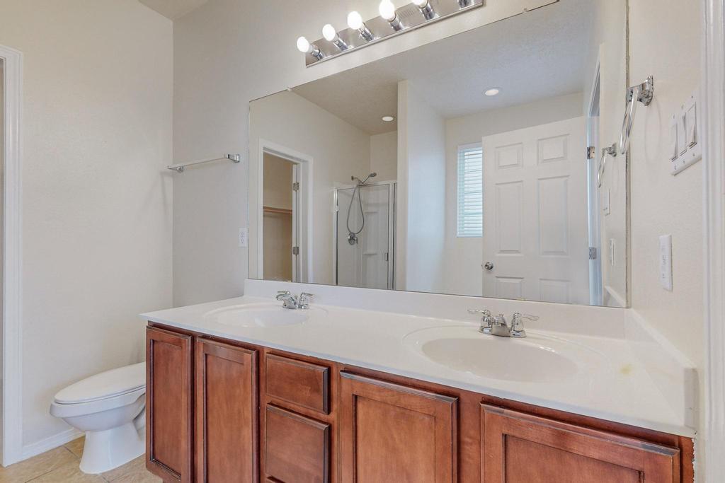 3809 Buckskin Loop NE