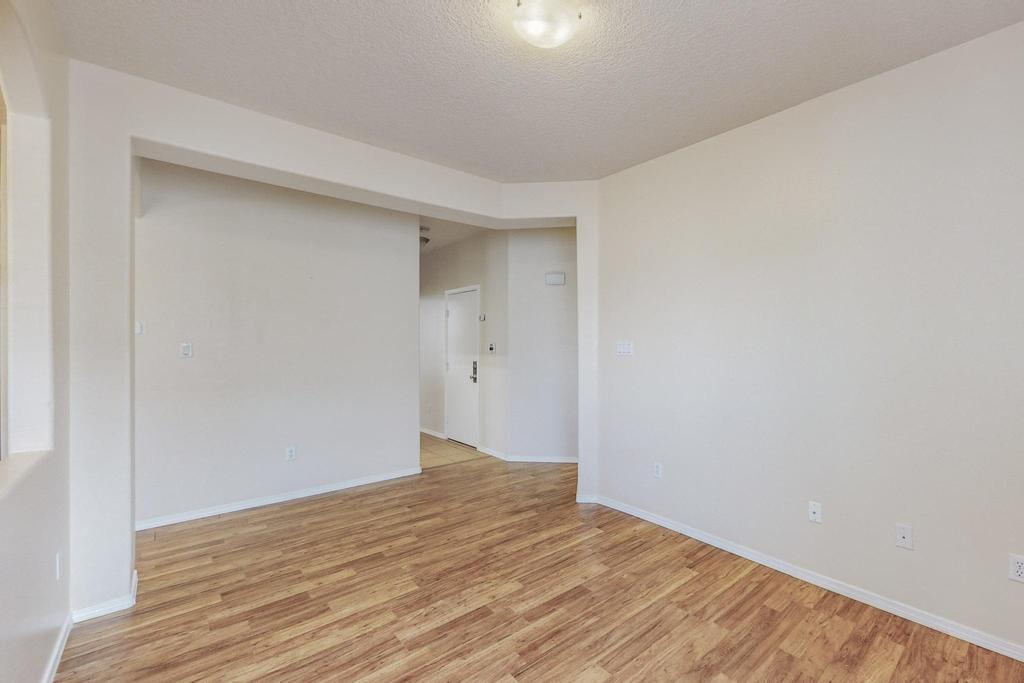 3809 Buckskin Loop NE