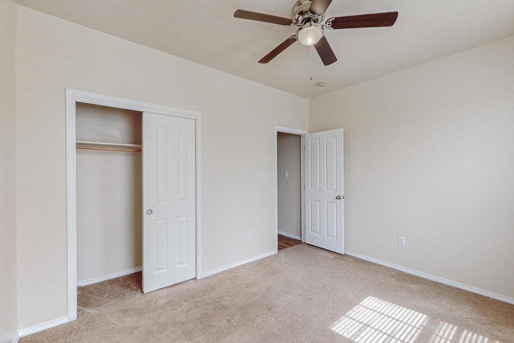 3809 Buckskin Loop NE