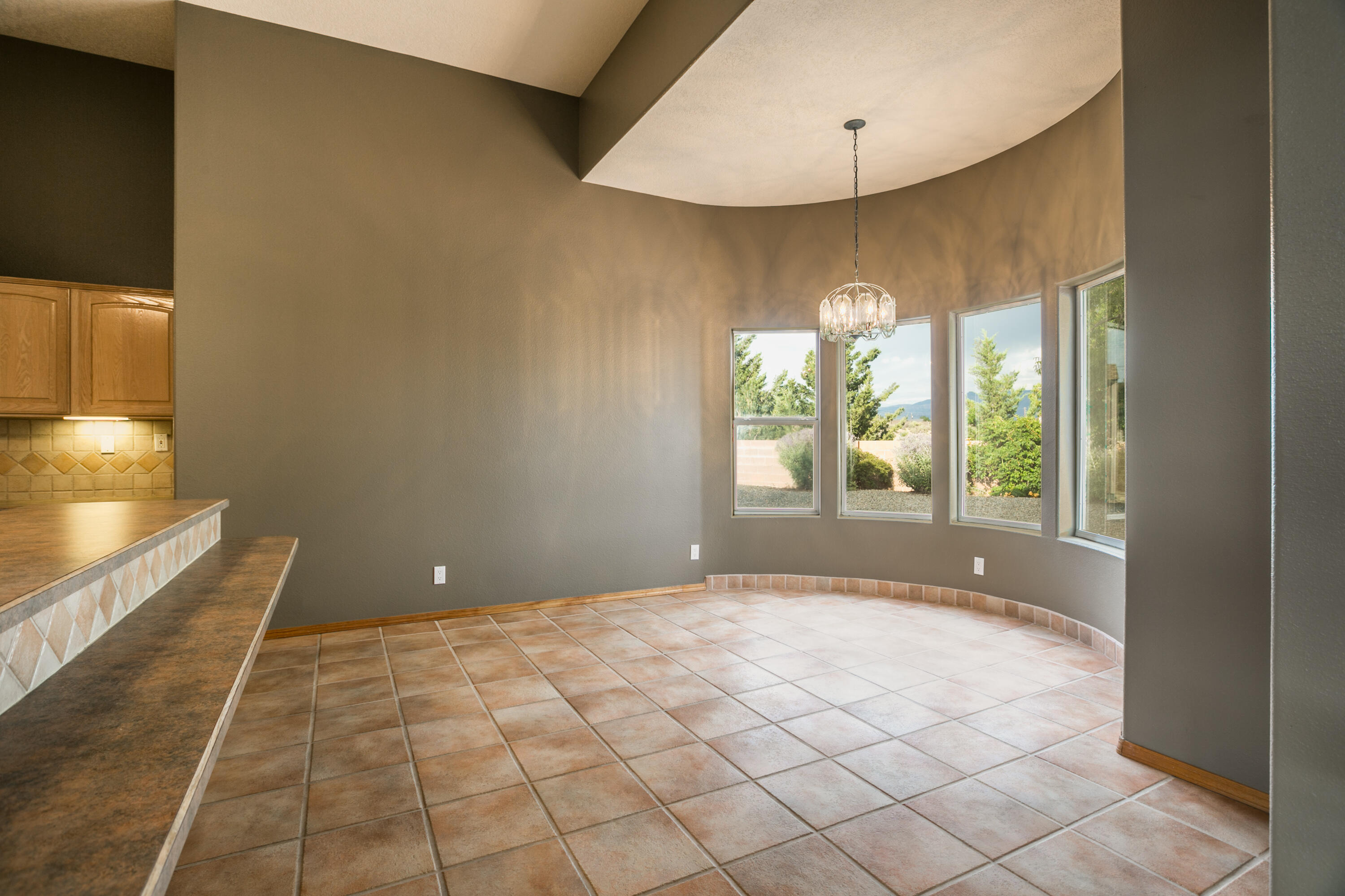 10404 Los Suenos Court NW