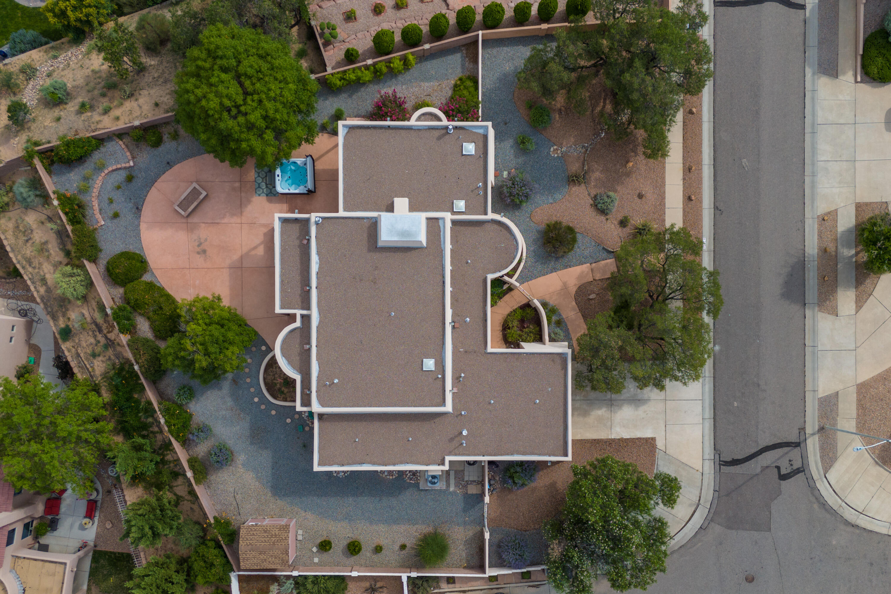 10404 Los Suenos Court NW