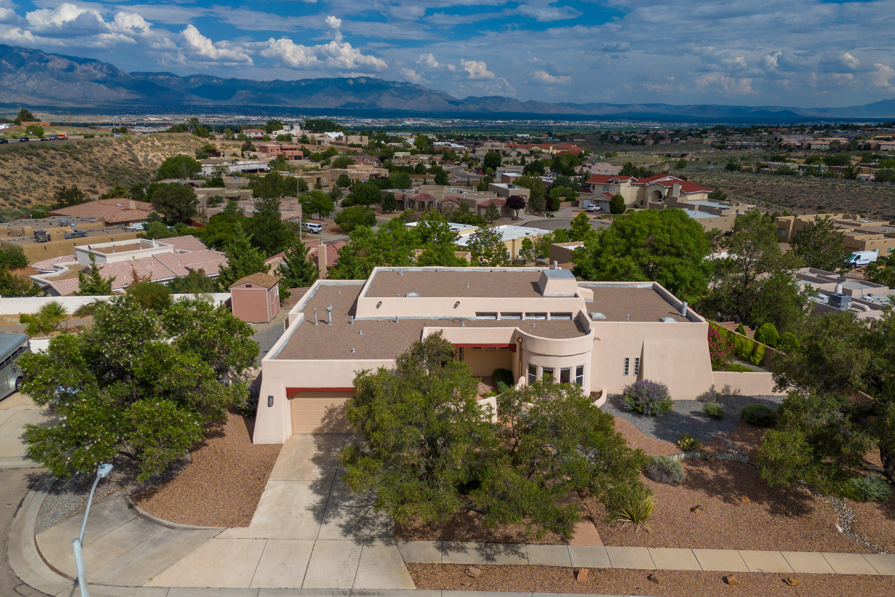 10404 Los Suenos Court NW